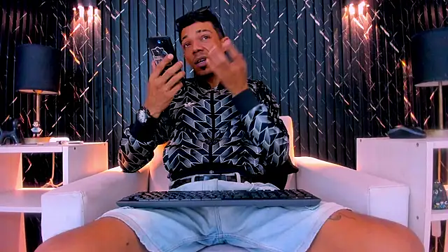 Gregory Sforza online show from February 11, 8:09 pm