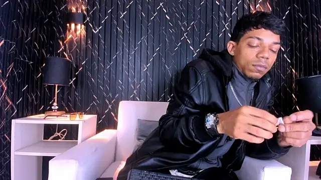 Snapshot of Gregory_Sforza chatting on December 5, 8:28 pm Gregory Sforza online show from December 5, 8:28 pm