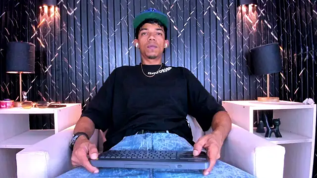 Gregory Sforza online show from December 22, 6:19 pm