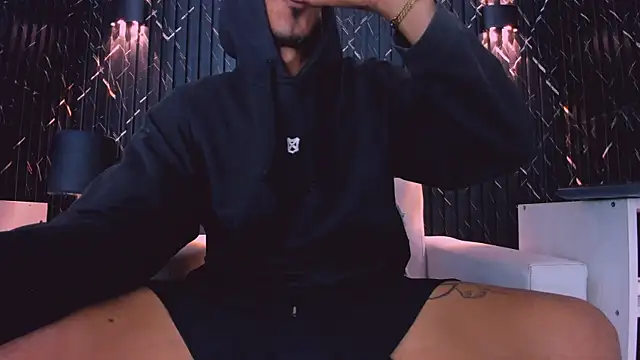 Gregory Sforza online show from April 16, 3:18 am