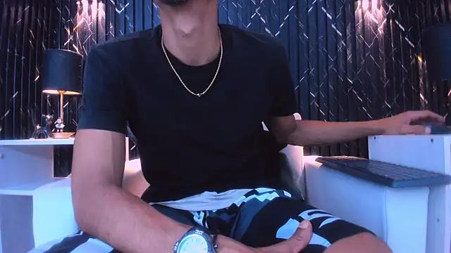 Gregory Sforza online show from February 5, 8:15 pm