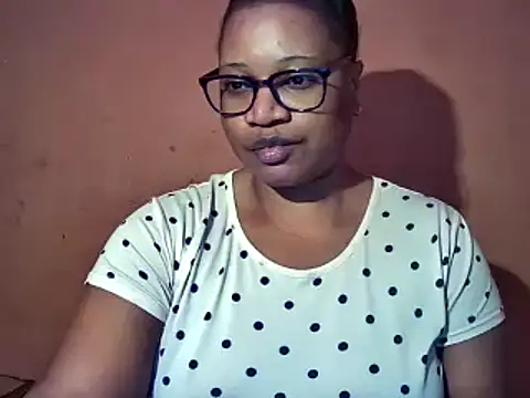 sexyamanda  online show from October 5, 7:59 pm