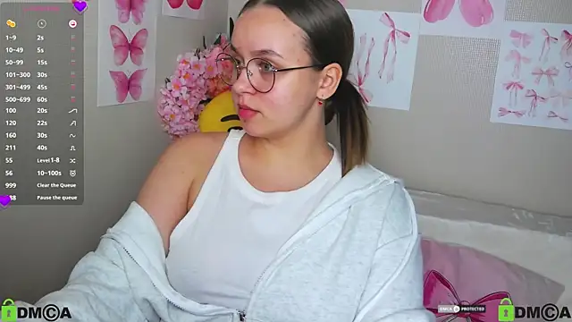 Lilysweet13 online show from October 5, 1:57 pm