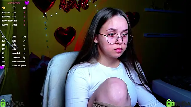 Lilysweet13 online show from February 9, 10:19 pm