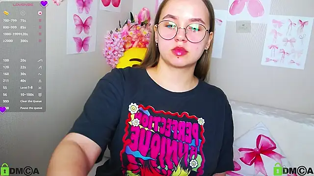 Lilysweet13 online show from September 14, 8:48 am