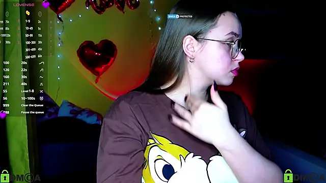 Lilysweet13 online show from February 28, 9:25 pm