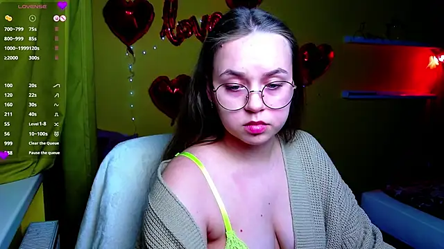 Lilysweet13 online show from February 2, 6:51 pm