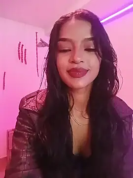 Snapshot of Aphrodite-777 chatting on February 25, 7:58 pm Aphrodite-777 online show from February 25, 7:58 pm