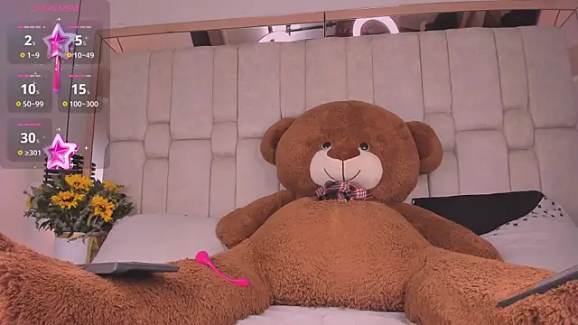 Daia Ortiz online show from October 4, 8:10 pm