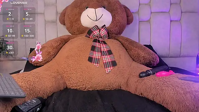 Daia Ortiz online show from October 6, 7:58 pm