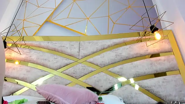 Sofiia Rossee  online show from January 6, 8:24 pm