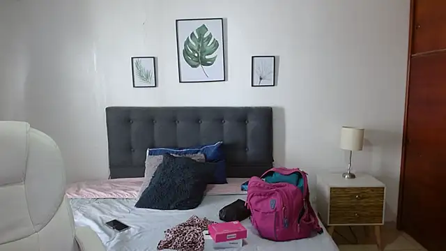 Snapshot of mia_velvet1 chatting on November 20, 2:07 pm mia velvet1 online show from November 20, 2:07 pm