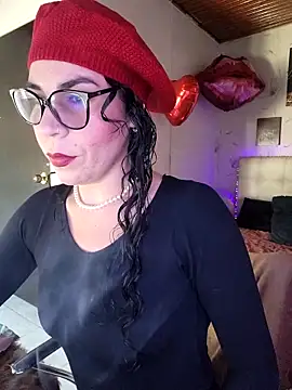 Snapshot of mia_velvet1 chatting on February 10, 3:00 pm mia velvet1 online show from February 10, 3:00 pm