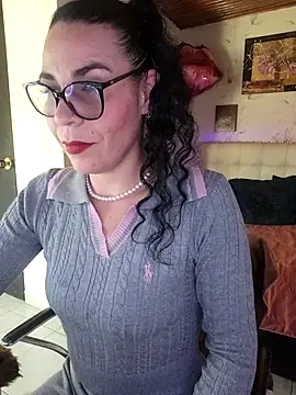 Snapshot of mia_velvet1 chatting on February 12, 3:34 pm mia velvet1 online show from February 12, 3:34 pm