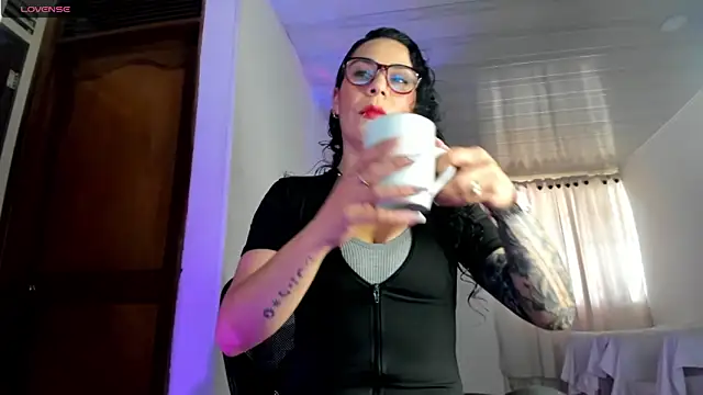mia velvet1 online show from May 26, 1:53 pm