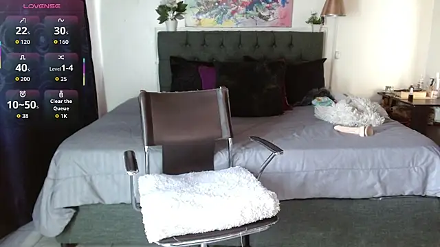 Snapshot of mia_velvet1 chatting on October 6, 1:56 pm mia velvet1 online show from October 6, 1:56 pm