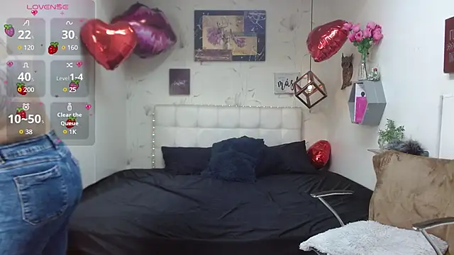 mia velvet1 online show from March 16, 2:32 pm