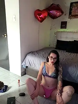 Snapshot of mia_velvet1 chatting on January 31, 7:12 pm mia velvet1 online show from January 31, 7:12 pm