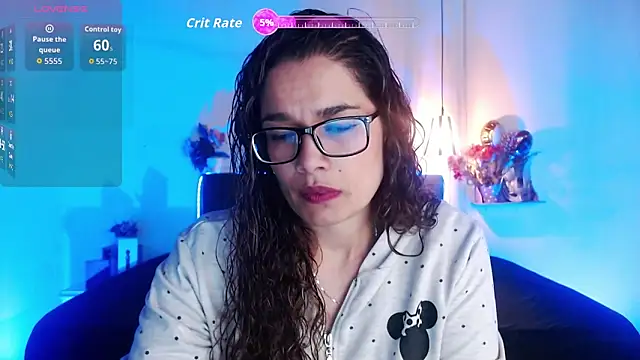 Rose Thompson1 online show from November 14, 1:37 pm