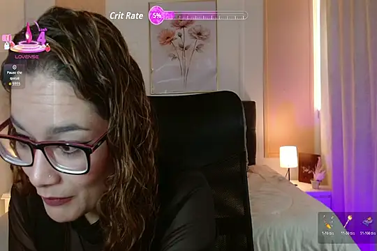 Snapshot of Rose_Thompson1 chatting on July 8, 1:34 pm Rose Thompson1 online show from July 8, 1:34 pm