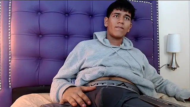 jettdread online show from March 19, 8:43 pm