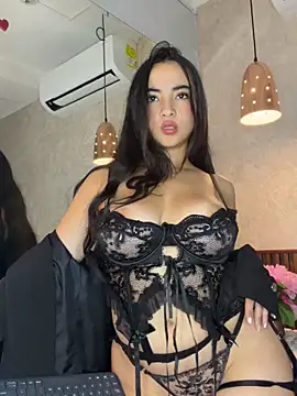 alisonnwalker2025 online show from April 10, 1:07 pm