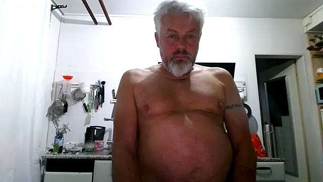 Berg Boy online show from May 12, 10:16 pm