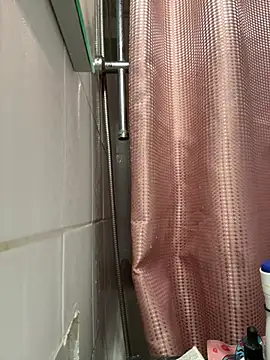 Hugo34bg online show from April 16, 5:30 am