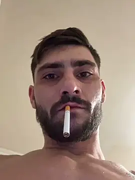 Hugo34bg online show from February 9, 6:33 am