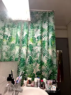 Hugo34bg online show from January 17, 4:27 am