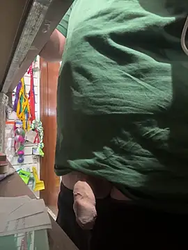 elninio poya online show from December 17, 7:52 pm