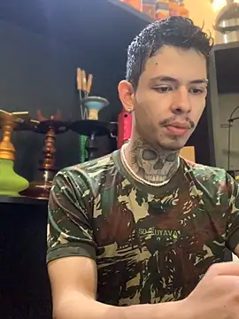 Snapshot of craxybaby chatting on October 31, 1:08 pm craxybaby online show from October 31, 1:08 pm