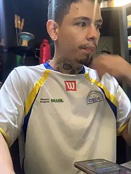 Snapshot of craxybaby chatting on October 13, 12:40 pm craxybaby online show from October 13, 12:40 pm