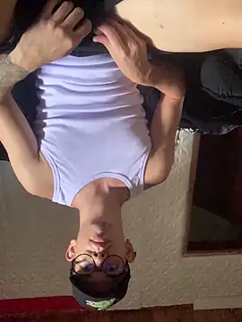 Snapshot of craxybaby chatting on March 18, 9:43 pm craxybaby online show from March 18, 9:43 pm