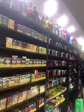 Snapshot of craxybaby chatting on March 13, 1:43 am craxybaby online show from March 13, 1:43 am