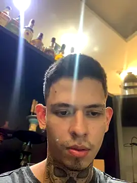 Snapshot of craxybaby chatting on October 3, 6:42 pm craxybaby online show from October 3, 6:42 pm