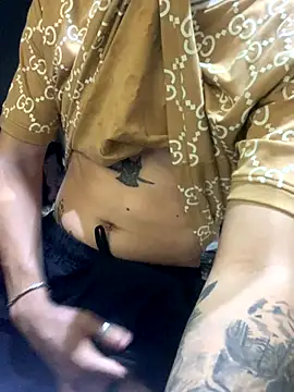 Snapshot of craxybaby chatting on October 4, 7:59 pm craxybaby online show from October 4, 7:59 pm