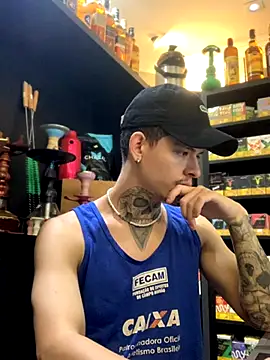 Snapshot of craxybaby chatting on October 30, 1:20 pm craxybaby online show from October 30, 1:20 pm