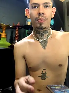 Snapshot of craxybaby chatting on November 12, 12:20 pm craxybaby online show from November 12, 12:20 pm