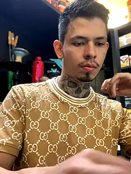 Snapshot of craxybaby chatting on October 17, 4:42 pm craxybaby online show from October 17, 4:42 pm