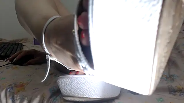 mommynasty online show from April 19, 10:34 pm