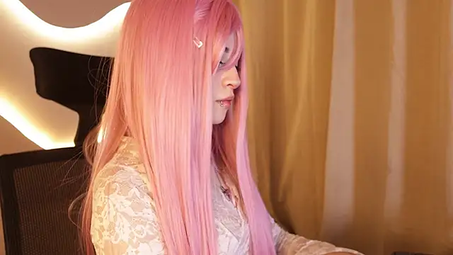 Snapshot of Miyuki_wolf chatting on March 3, 8:49 pm Miyuki wolf online show from March 3, 8:49 pm