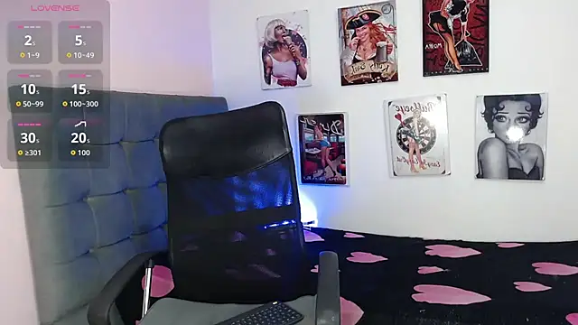 vicky bigboobs babe online show from June 19, 11:53 pm