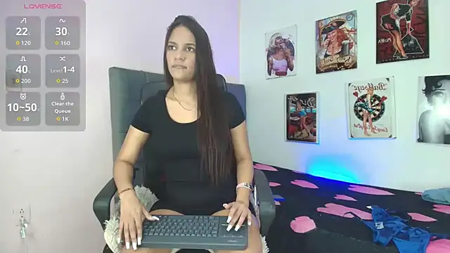 vicky bigboobs babe online show from June 21, 10:15 pm