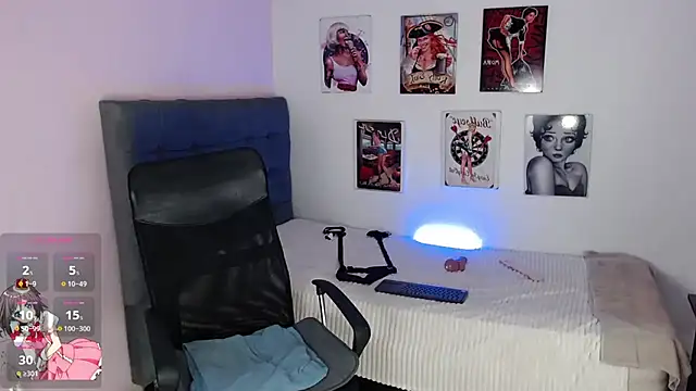 vicky bigboobs babe online show from April 29, 11:22 pm