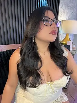 Alexa Madisson online show from April 17, 8:33 pm