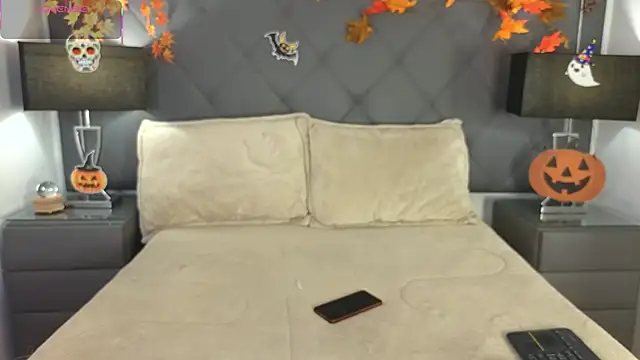 Alexa Madisson online show from October 24, 8:08 pm