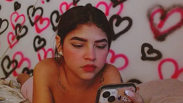 Snapshot of kityy_playful chatting on October 25, 7:58 pm kityy playful online show from October 25, 7:58 pm