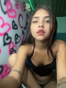 Snapshot of kityy_playful chatting on October 20, 4:14 am kityy playful online show from October 20, 4:14 am