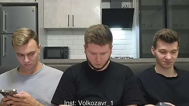 boys sobolisha online show from December 18, 8:01 pm